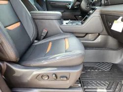 2026 GMC Sierra 2500HD AT4 | Thumbnail Photo 17 of 31