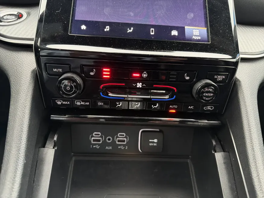 2024 Jeep Grand Cherokee Altitude | Photo 17 of 20