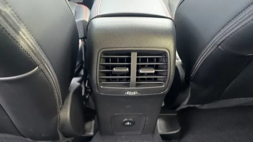 2026 Ford Escape | Photo 27 of 28