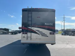 2019 Winnebago Sunstar LX 35F | Thumbnail Photo 6 of 20