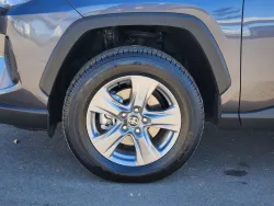 2025 Toyota RAV4 Hybrid XLE | Thumbnail Photo 21 of 30