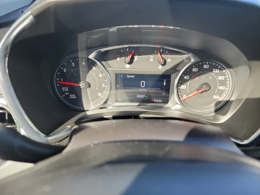 2024 Chevrolet Equinox LT | Photo 14 of 17