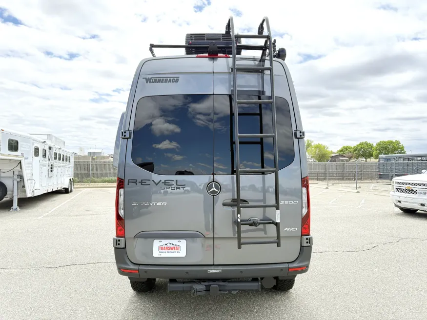 2027 Winnebago Revel Sport 44C | Photo 16 of 18
