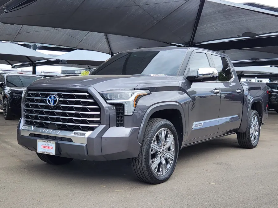 2024 Toyota Tundra 4WD Capstone Hybrid | Photo 3 of 30