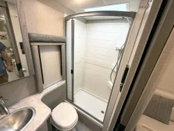 2021 Thor Delano 24FB | Thumbnail Photo 14 of 25