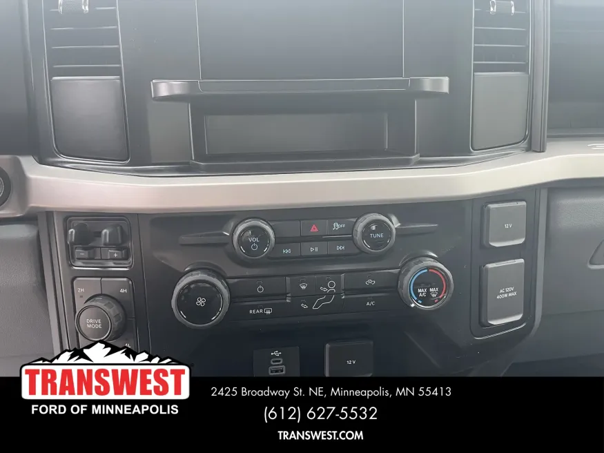 2025 Ford Super Duty F-550 | Photo 11 of 14