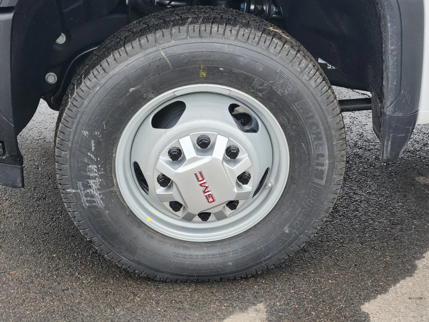 2026 GMC Sierra 3500HD CC Pro | Photo 5 of 21