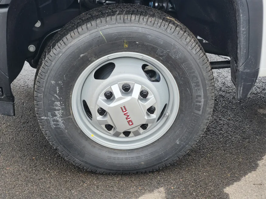 2026 GMC Sierra 3500HD CC Pro | Photo 5 of 21