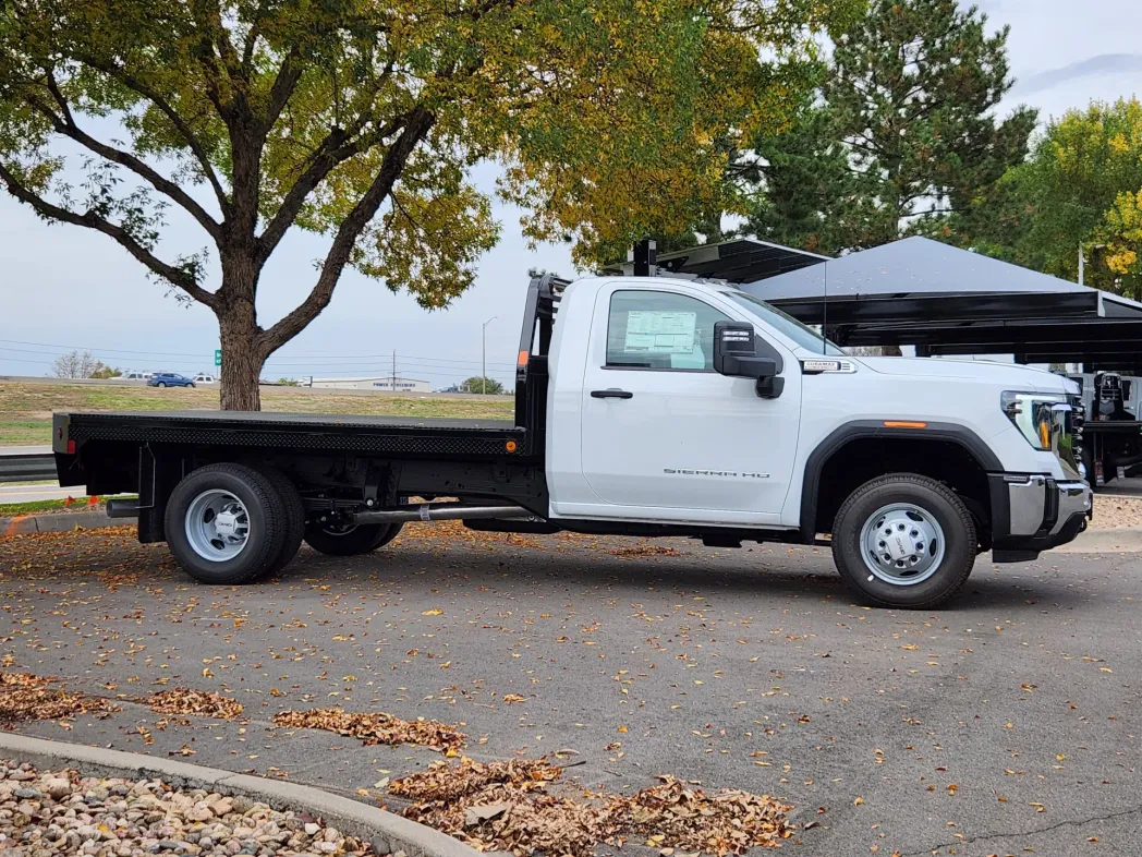 2025 GMC Sierra 3500HD CC Pro 