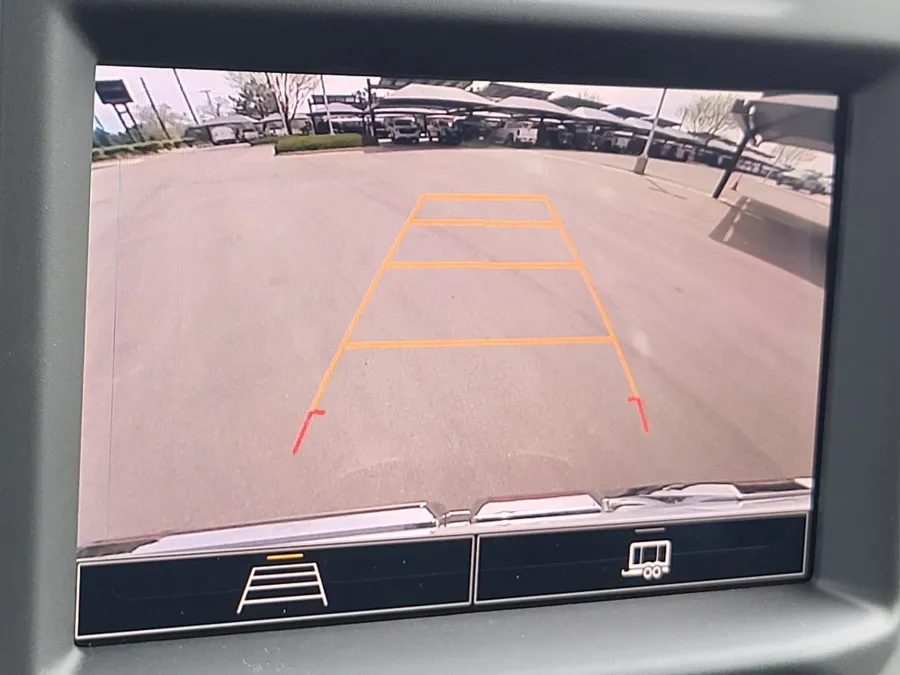2026 GMC Sierra 1500 Pro | Photo 15 of 24