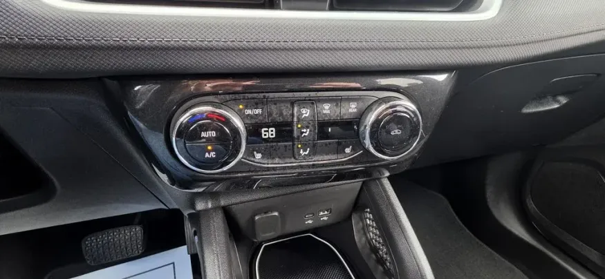 2024 Chevrolet Trailblazer | Photo 22 of 29