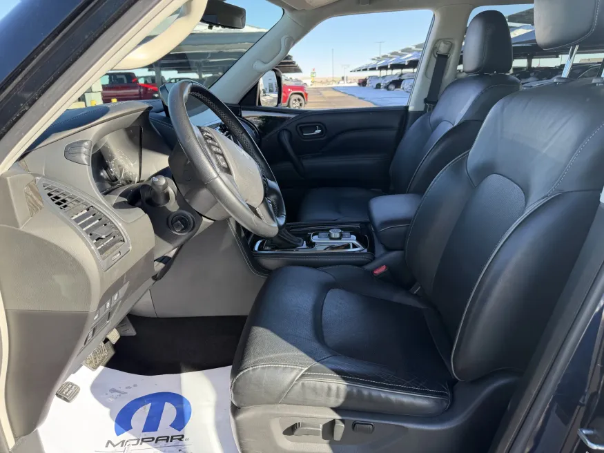 2024 Infiniti QX80 Luxe | Photo 17 of 21