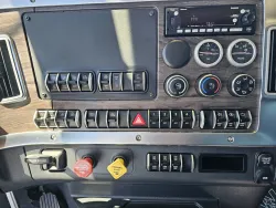 2025 Western Star 47X | Thumbnail Photo 13 of 22