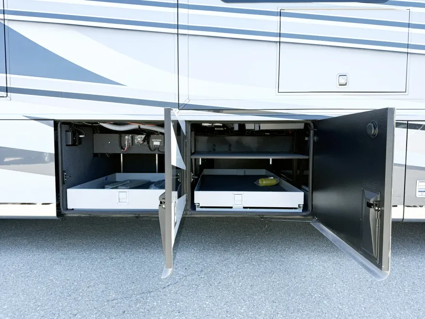 2026 Newmar London Aire 4551 | Photo 29 of 34