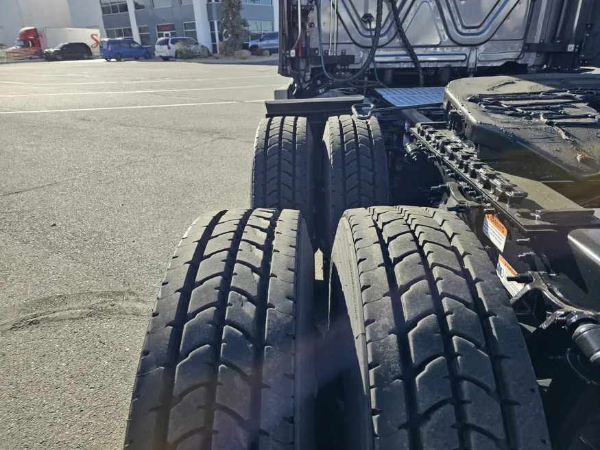 2024 Freightliner Cascadia | Photo 13 of 22