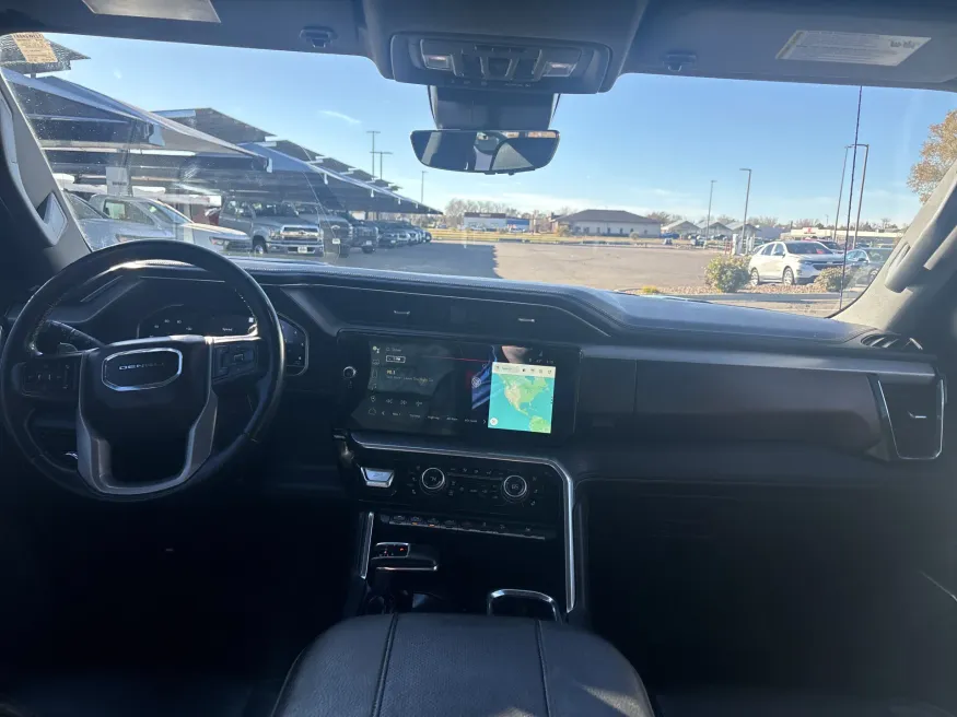 2023 GMC Sierra 1500 Denali | Photo 11 of 22