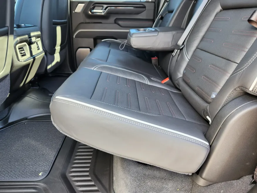 2026 GMC Sierra 2500HD AT4X | Photo 10 of 30