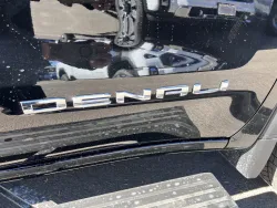 2026 GMC Sierra 1500 Denali | Thumbnail Photo 19 of 30