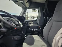 2023 Freightliner Cascadia | Thumbnail Photo 11 of 20