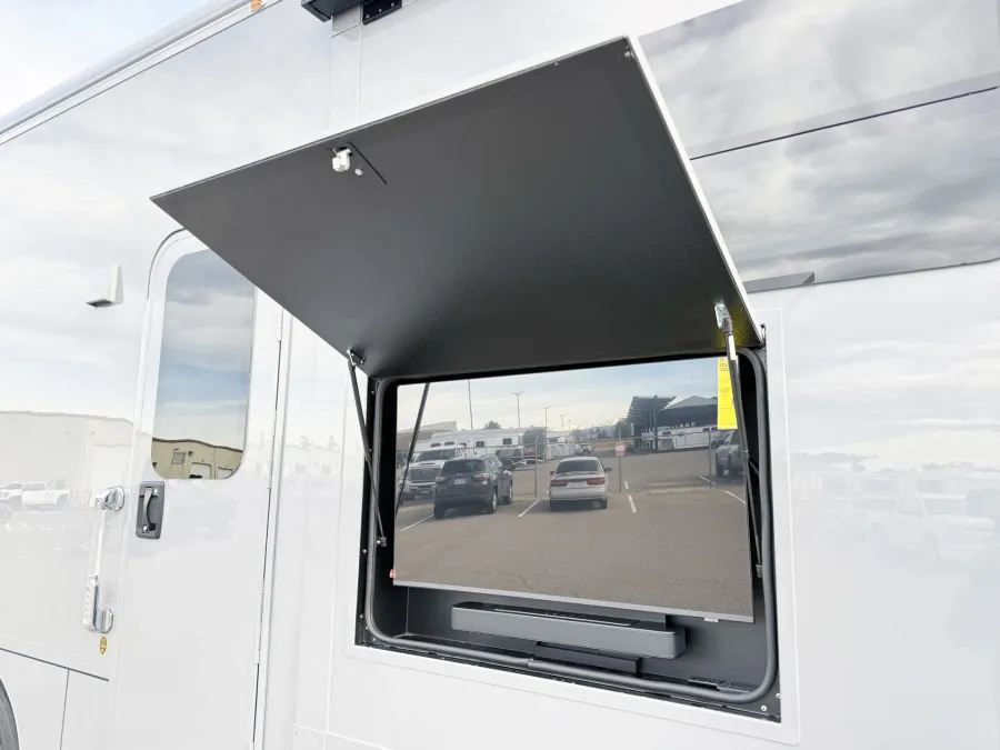 2026 Renegade Verona LE 40LRB | Photo 27 of 31