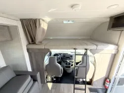 2025 Winnebago Minnie Winnie 31K | Thumbnail Photo 9 of 17