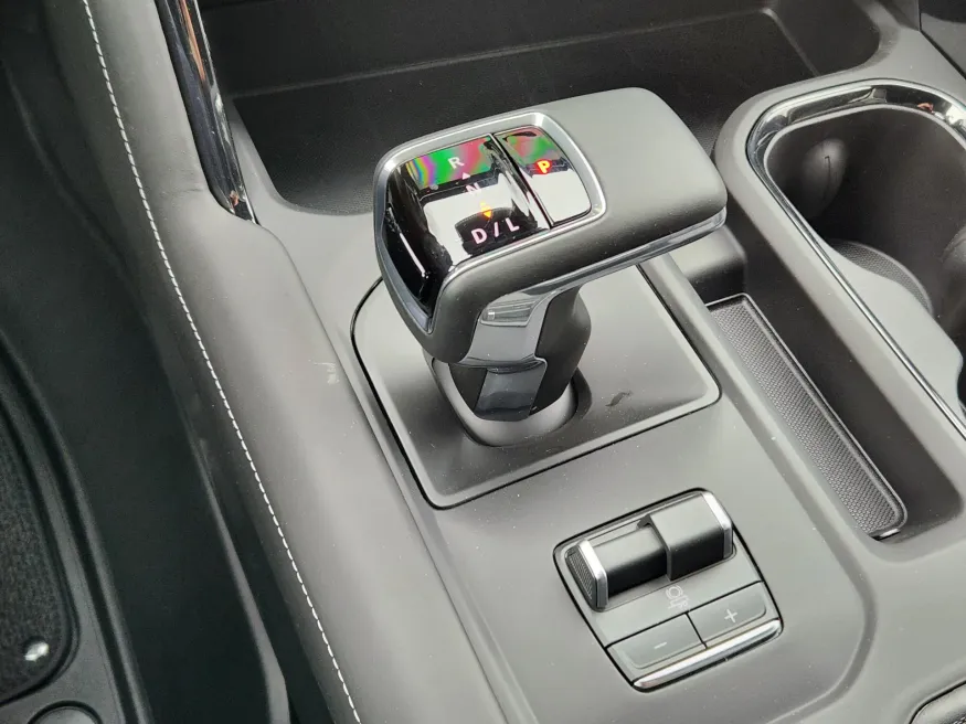 2026 GMC Sierra 1500 AT4X | Photo 15 of 23