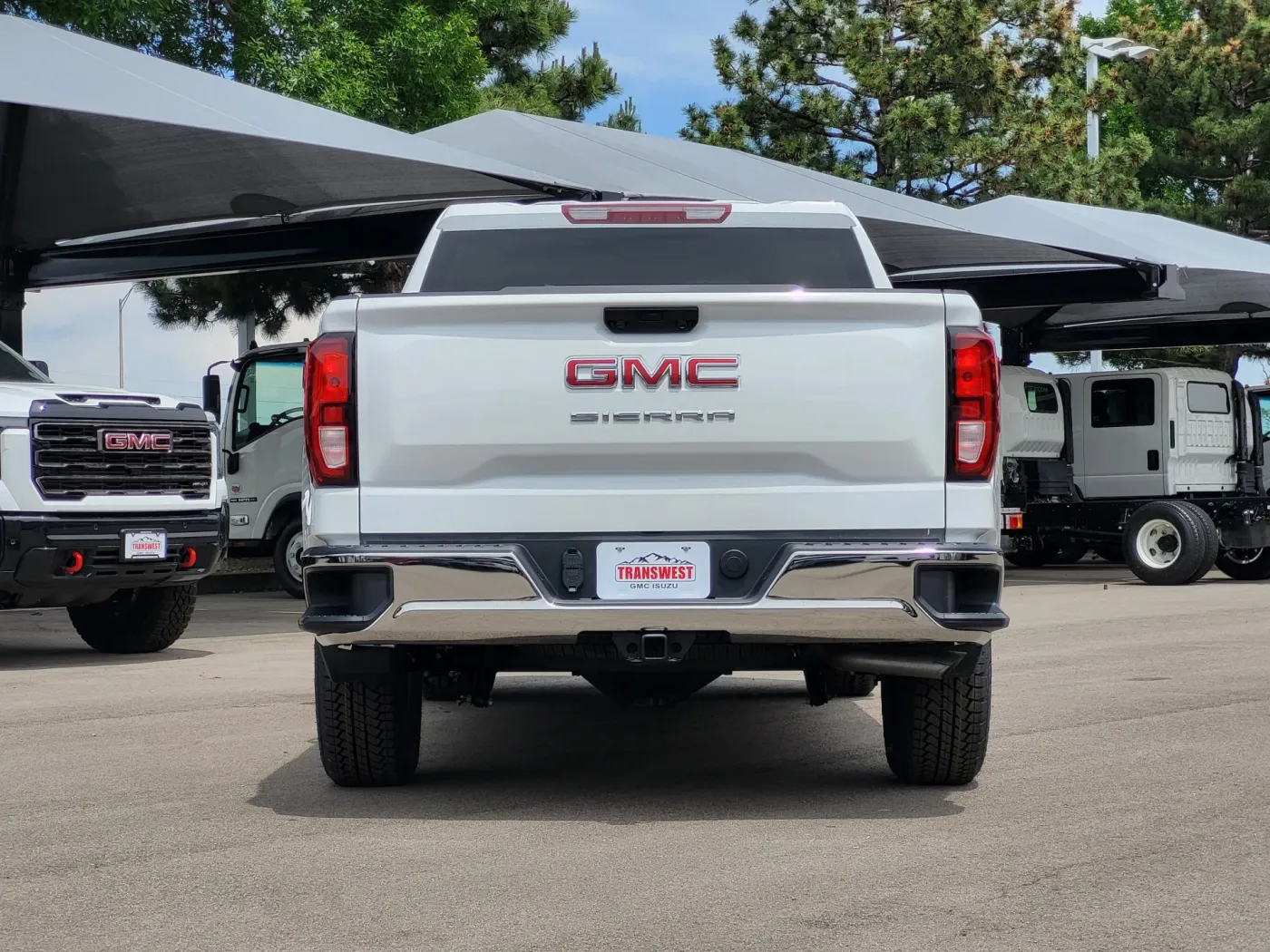 2026 GMC Sierra 1500 Pro | Photo 5 of 24