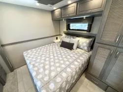 2026 Renegade Explorer 40EBH | Thumbnail Photo 17 of 31