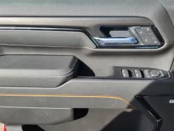 2026 GMC Sierra 2500HD AT4 | Thumbnail Photo 17 of 24