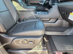 2026 GMC Sierra 2500HD Denali | Thumbnail Photo 17 of 31