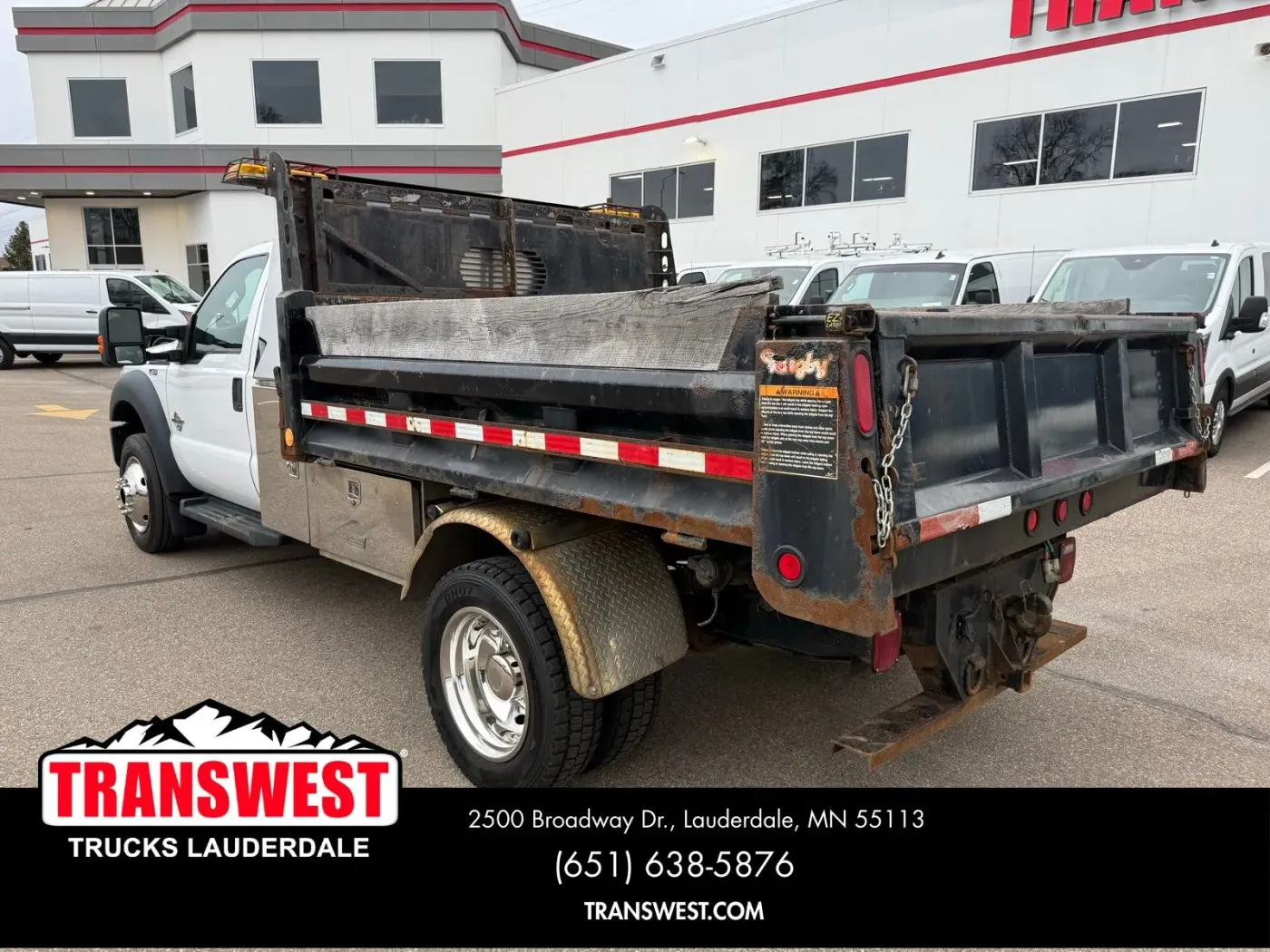 2016 Ford Super Duty F-550 XL | Photo 2 of 20