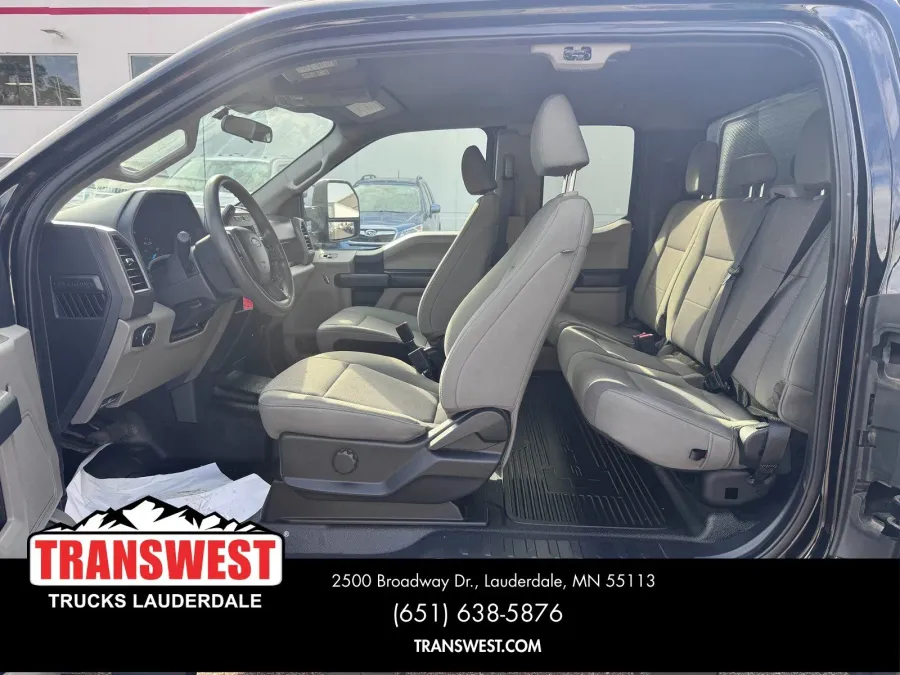 2022 Ford Super Duty F-350 XL | Photo 14 of 22