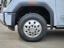 2026 GMC Sierra 3500HD Denali | Thumbnail Photo 21 of 31