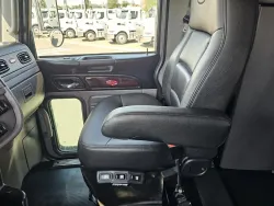 2022 Peterbilt 389 | Thumbnail Photo 11 of 23