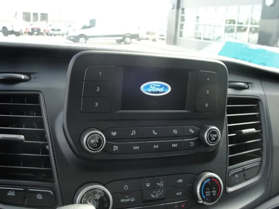 2022 Ford Transit-150 Base | Photo 8 of 13