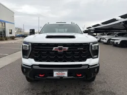 2026 Chevrolet Silverado 2500HD ZR2 | Thumbnail Photo 8 of 20