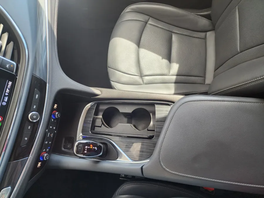 2021 Buick Enclave Premium | Photo 26 of 29