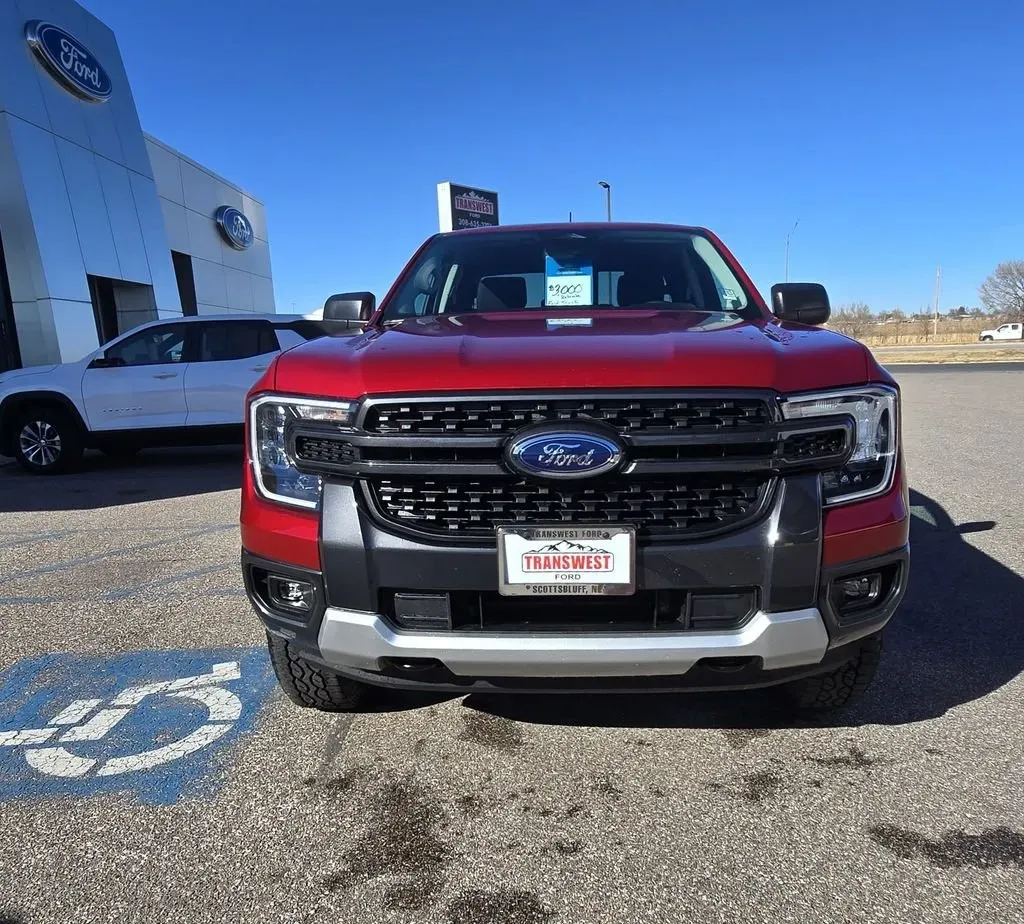 2025 Ford Ranger | Photo 2 of 29