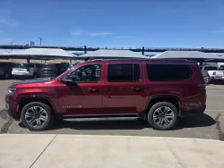 2023 Jeep Wagoneer L Series II | Thumbnail Photo 4 of 33