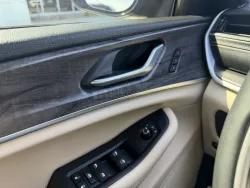 2024 Jeep Grand Cherokee Limited | Thumbnail Photo 13 of 16