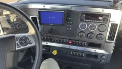 2025 Western Star 47X | Thumbnail Photo 14 of 15