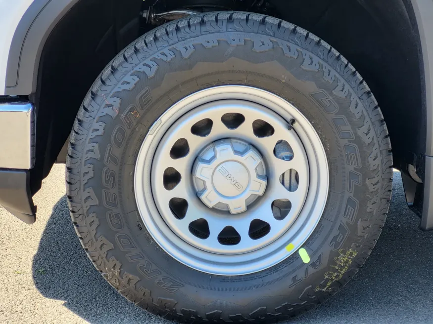 2026 GMC Sierra 1500 Pro | Photo 9 of 24