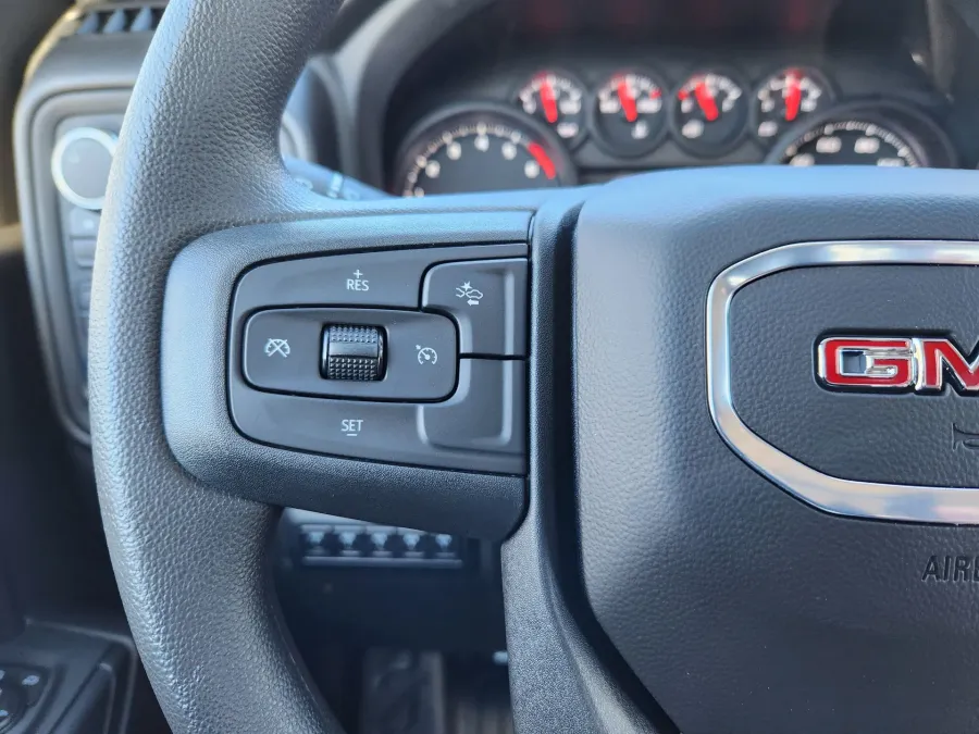 2026 GMC Sierra 2500HD Pro | Photo 22 of 29