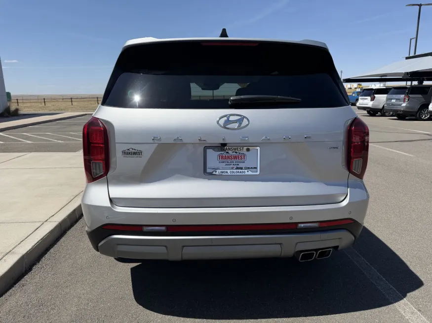2025 Hyundai Palisade SEL | Photo 6 of 26