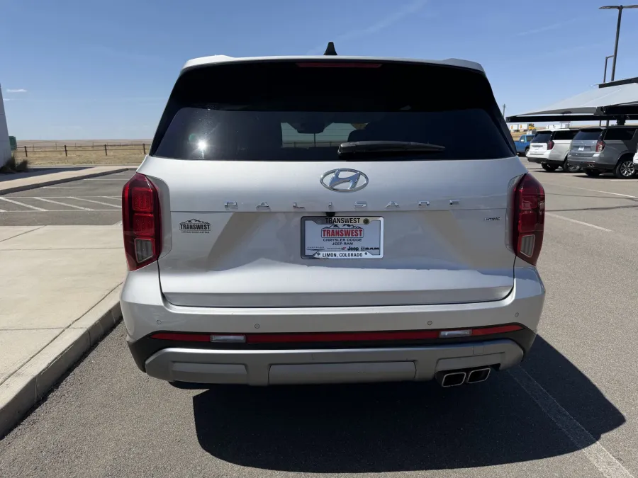2025 Hyundai Palisade SEL | Photo 6 of 26