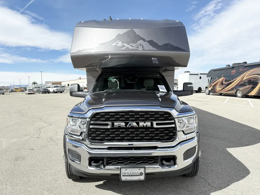 2025 Dynamax Isata 30FW | Photo 20 of 25