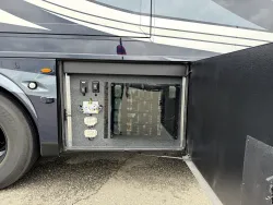 2026 Newmar London Aire 4551 | Thumbnail Photo 28 of 33