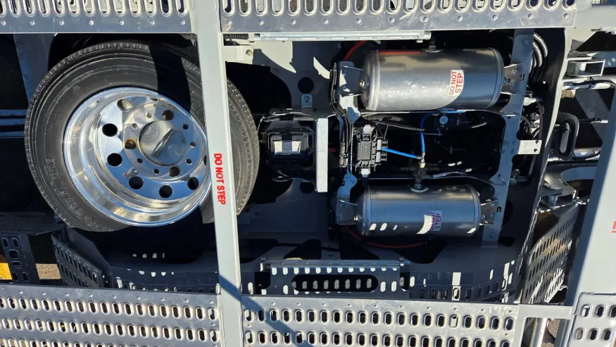 2025 Western Star 49X | Photo 17 of 43