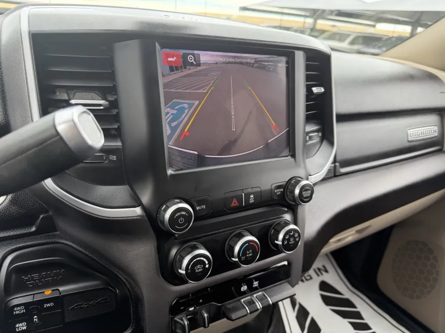 2022 RAM 2500 Big Horn | Photo 15 of 18