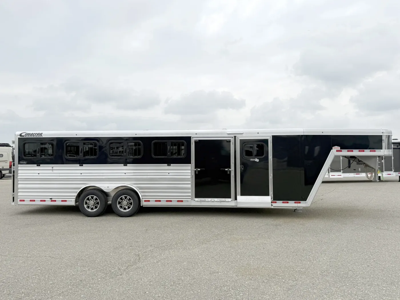 2026 Cimarron Showstar LX | Photo 3 of 20